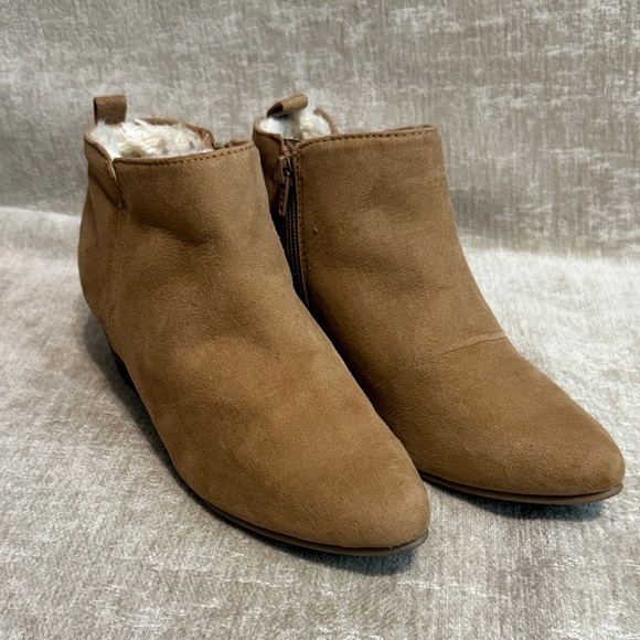 Old Navy Brown Ankle Booties - Picture 1 of 9
